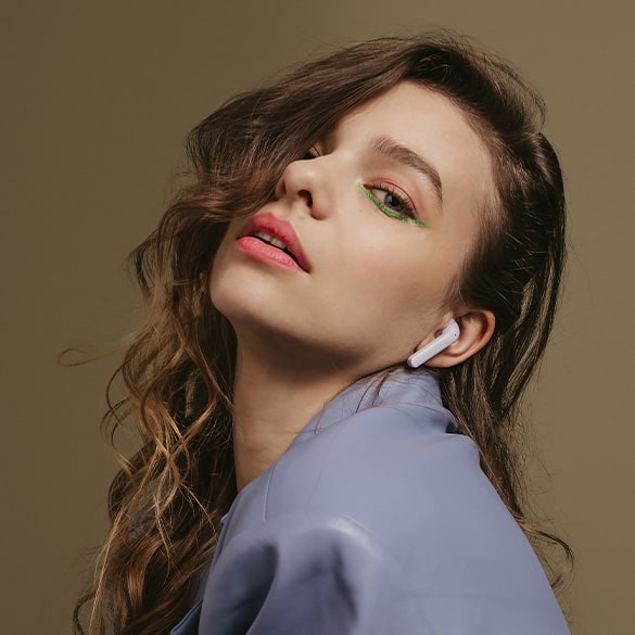 Earbuds  Earbuds are wireless earphones that connect to your phone via bluetooth. The earbuds charge automatically in the supplied case, so you can enjoy your favourite music or podcast on the go for hours!