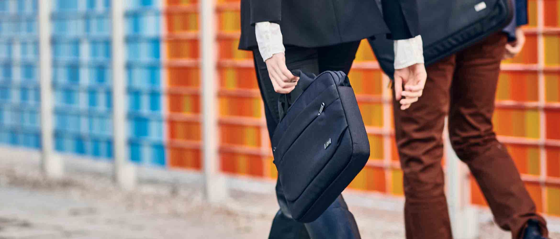 Laptop Bags  With a laptop bag, you can easily carry your laptop and things like a notebook or your lunch in one bag.