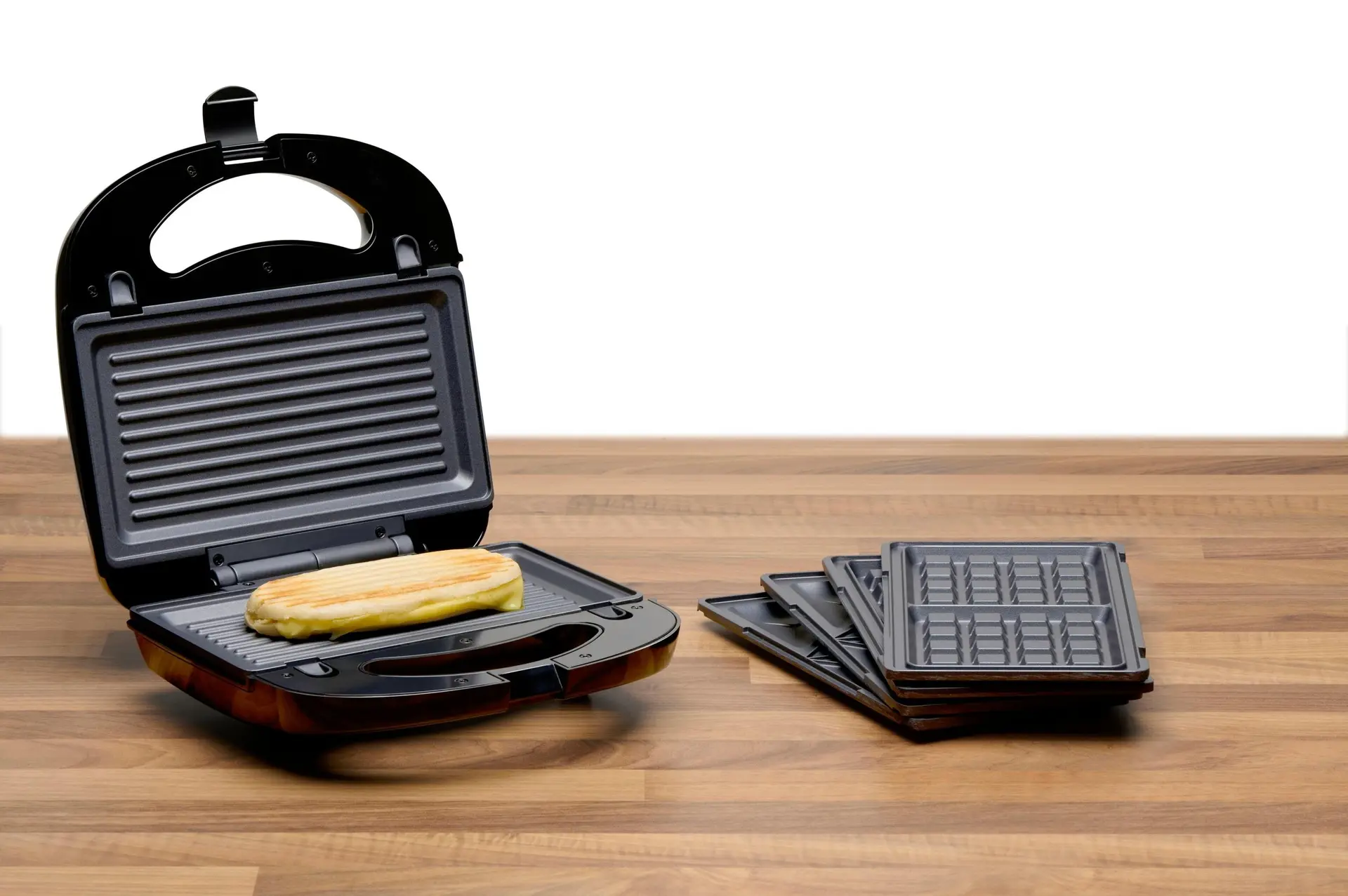 Alpina sandwich making grill