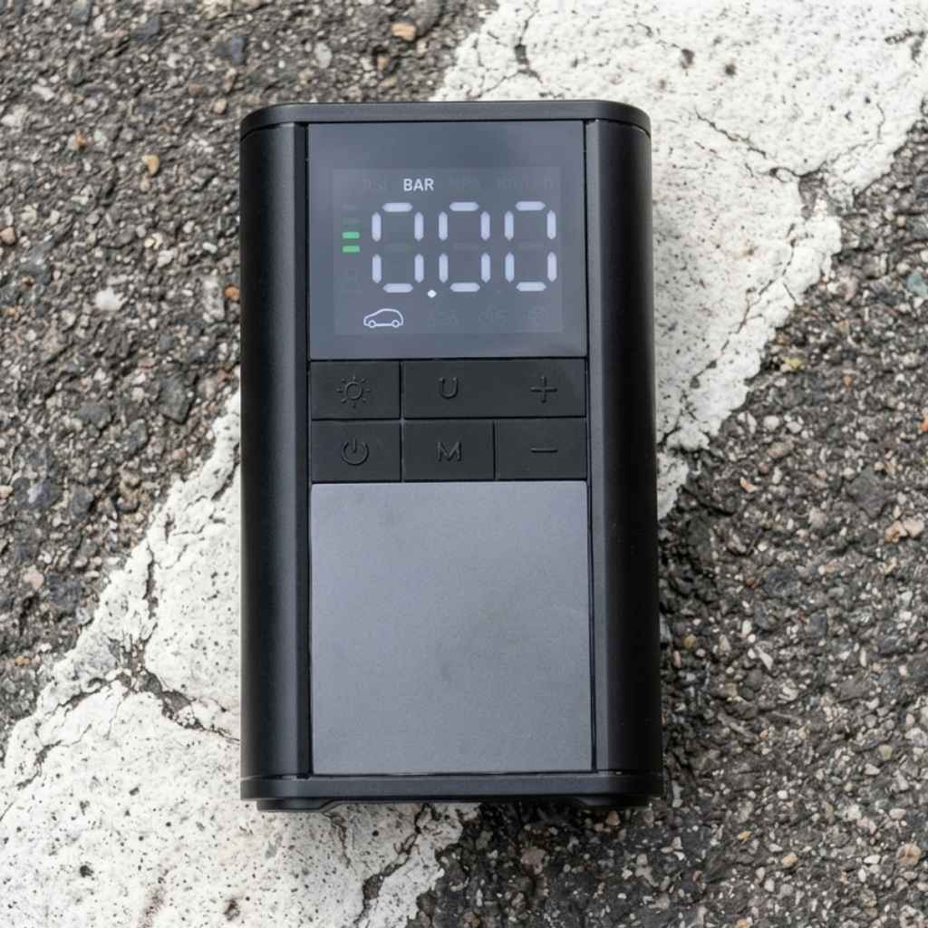 Aircompressor on street.jpg