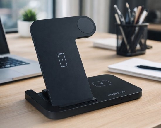 GRUNDIG Wireless Charger 3-in-1 160x150x15mm on table black.jpg