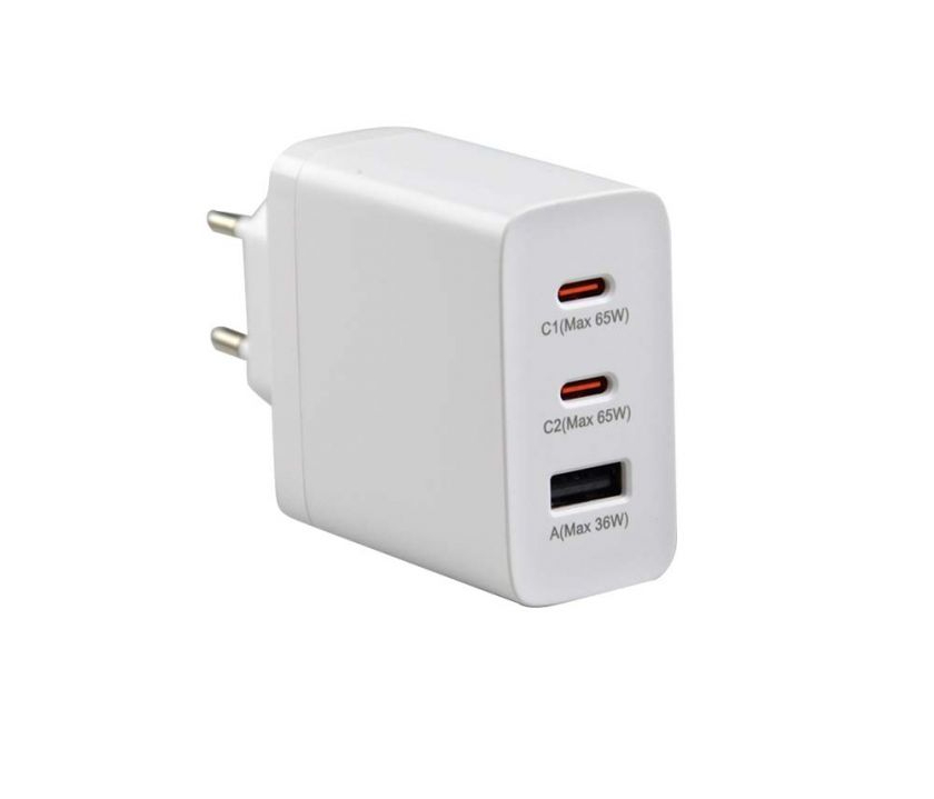 GRUNDIG USB-C 3-Port Charger GaN 65W white.jpg