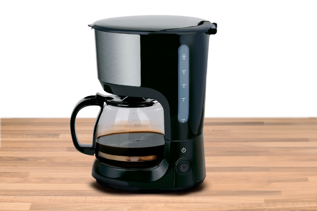 ALPINA Coffee Maker 750W 1.025L Black in kitchen.jpg
