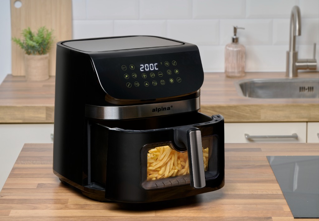 ALPINA Air fryer 9L 1800W black in kitchen.jpg