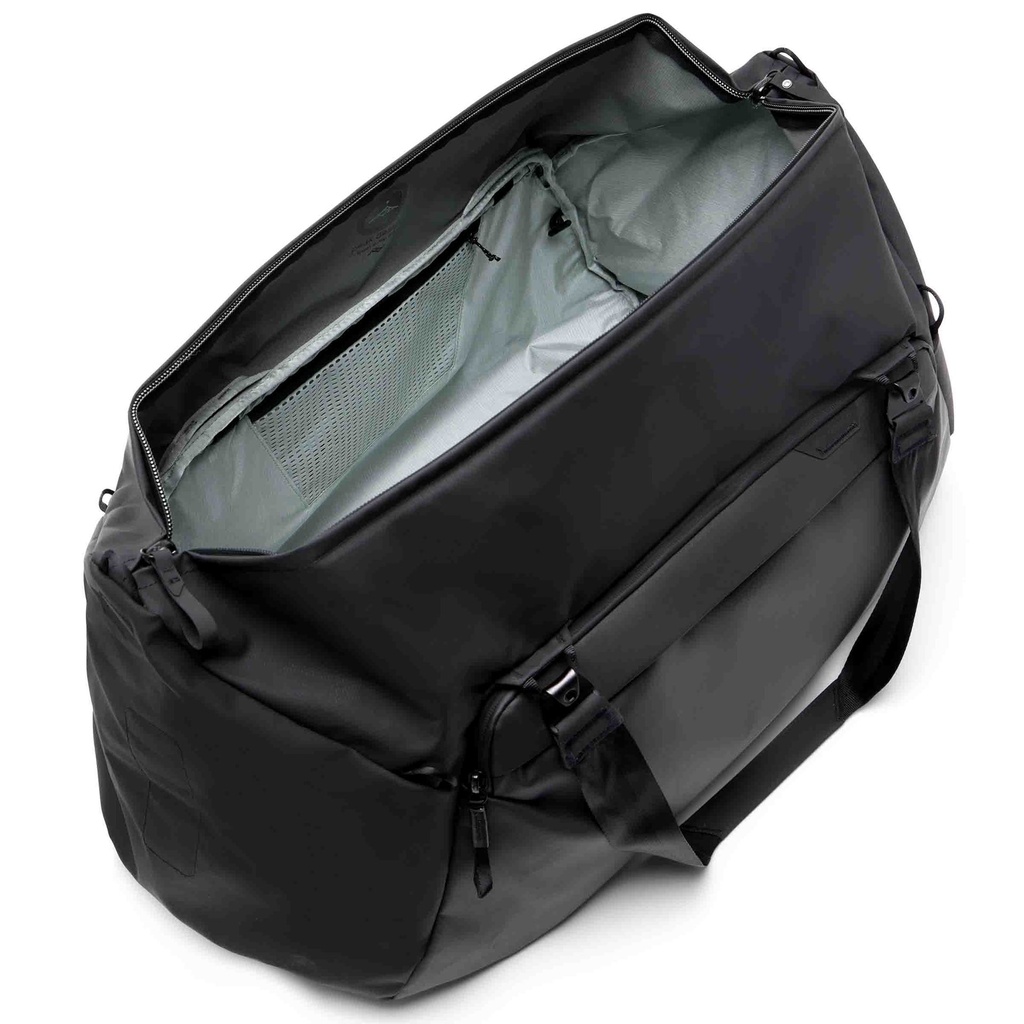 Travel-Duffel-80L-Black-8458.jpg